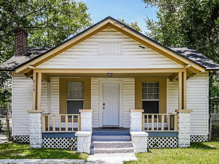 914 Allison St — Photo 1