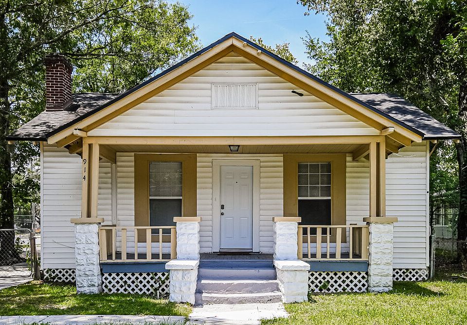 1st image of 914 Allison St