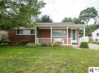 564 Montreal Ave, Ypsilanti, MI