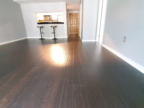 Living room- wide panel floors