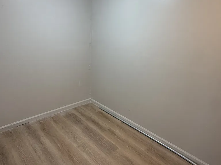 509 E Spring St #2 — Photo 11