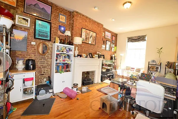 Rented by City Stop Realty | media 1