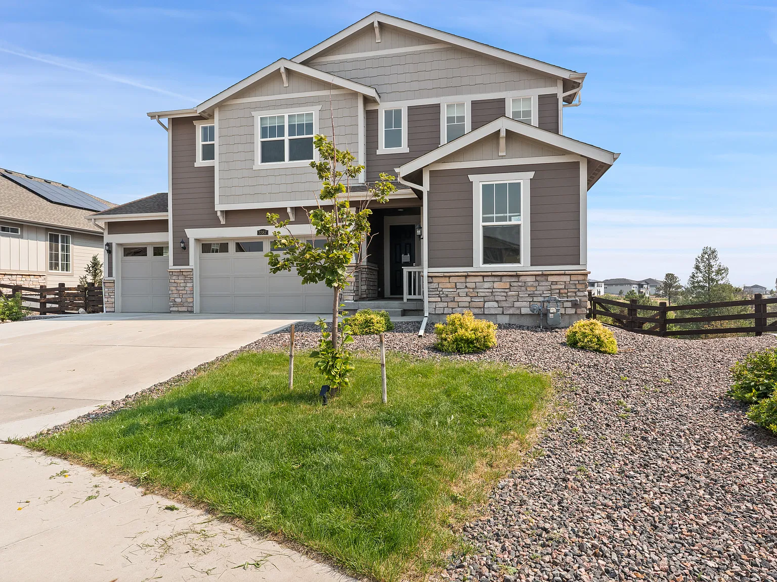 3387 Fellswoop Dr — Photo 2
