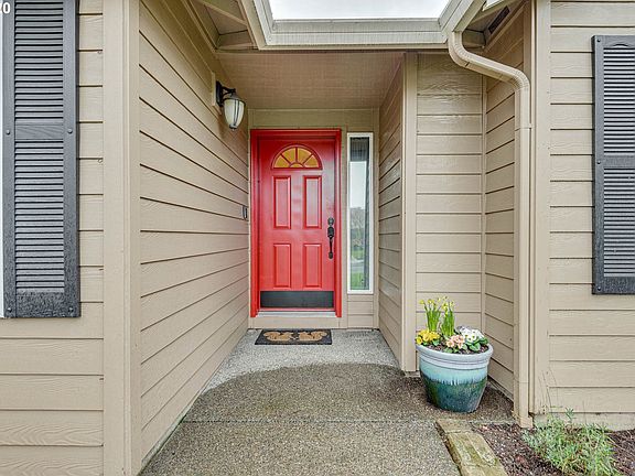 4th image of 3105 NE 146th Pl