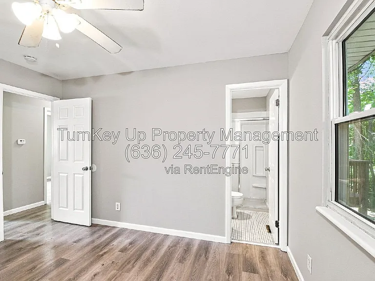 257 Connolly Dr — Photo 7