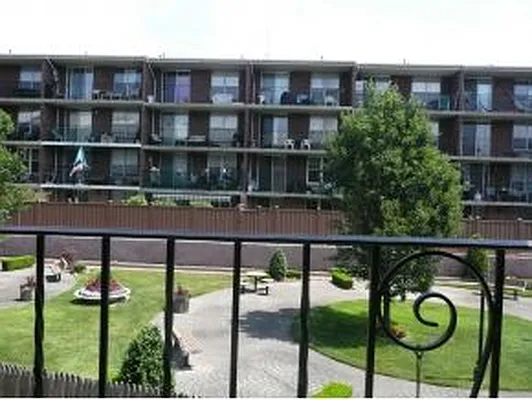 Sold by Calabrese Real Estate | media 27