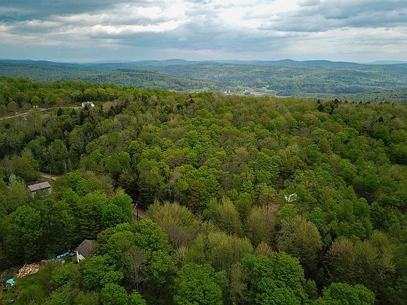 5th image of 720 Brookview Lane