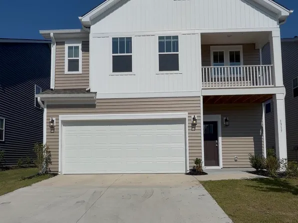 1317 Algeddis Dr, Greer, SC 29651