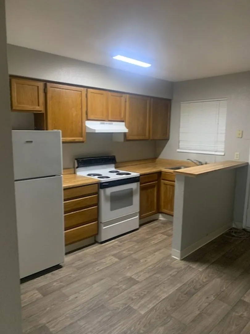 Building Photo - 46 C St #48