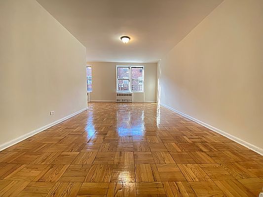 1st image of 38-15 Bowne St #1Z