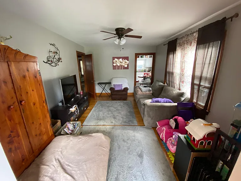 122 E Francis Ave — Photo 16