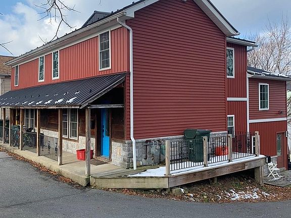 3rd image of 323 E Pike St #327