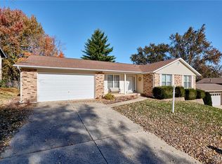 41 Country Creek Dr, Saint Peters, MO