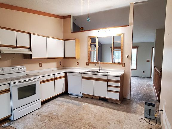3rd image of 1848 56th Ave S