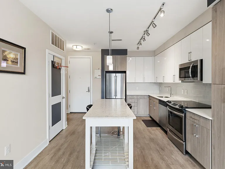 145 Riverhaven Dr #550 — Photo 11
