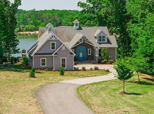 174 Lawsons Dr, Clarksville, VA 23927