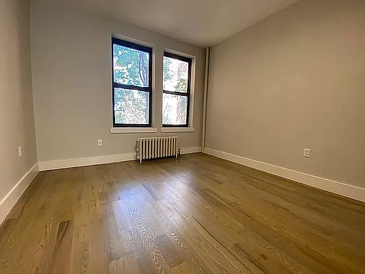 5th image of 583 W 215th St #Bb2