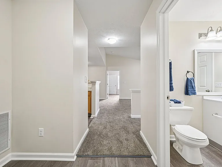Bayberry Place Apartments — Photo 27