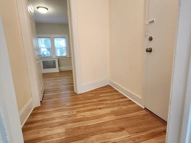 181 Forest St #3 — Photo 10