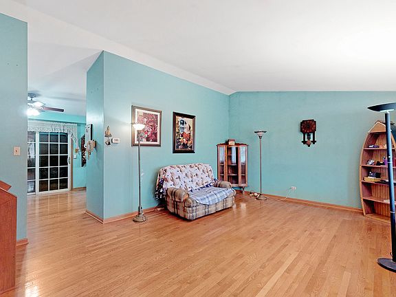4th image of 4961 Arquilla Dr