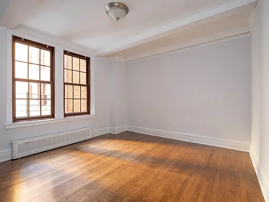 Rented by City Connections Realty | media 27