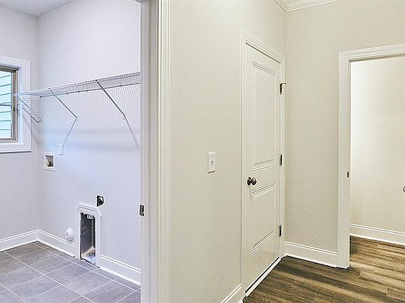 5th image of 1414 Dalton Pl