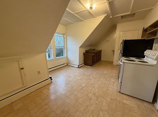 55 Roxbury Rd FLOOR 3, Mexico, ME 04257