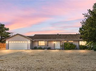 19891 Talihina Rd, Apple Valley, CA 92307