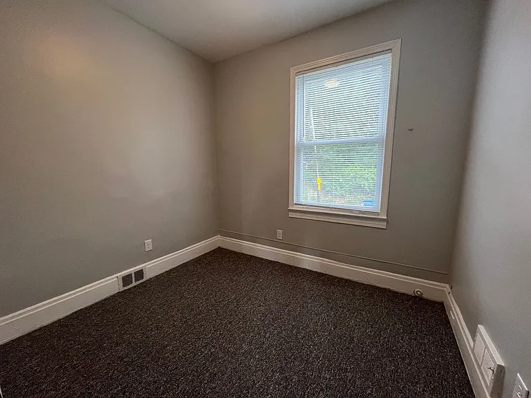 1850 Morningside Avenue — Photo 9
