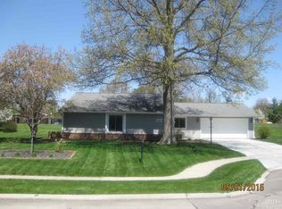 1816 Northbury Ct, Fort Wayne, IN 46818