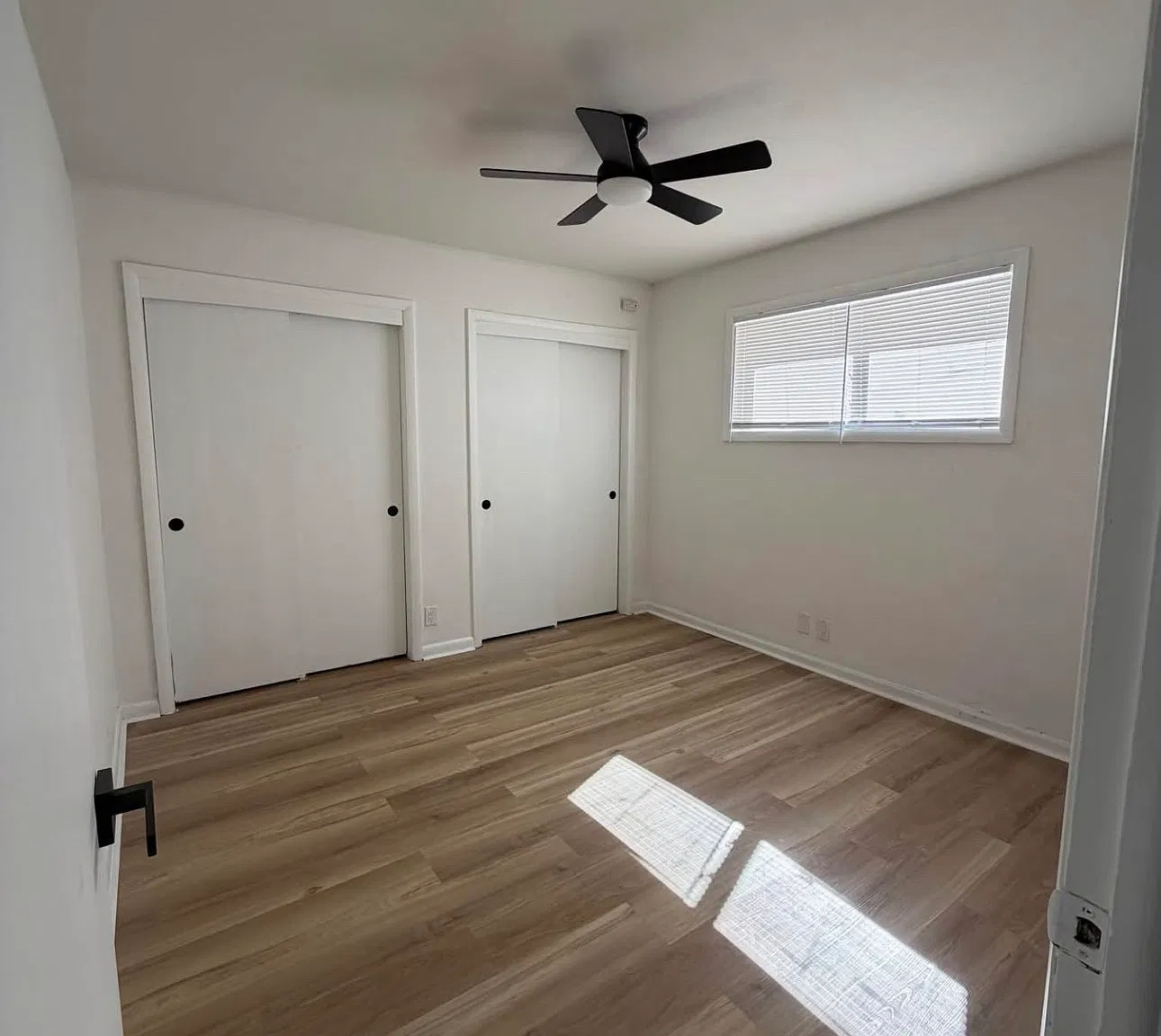 1014 N 48th Ave — Photo 4