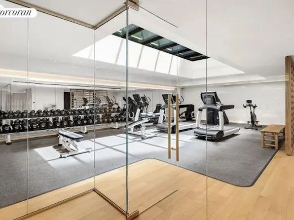 110 Charlton Street image 18 of 21