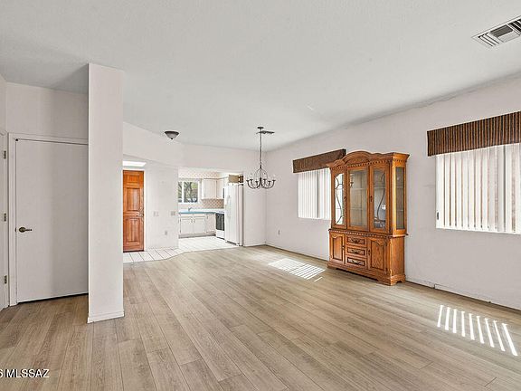 5th image of 1770 W Camino Estelar