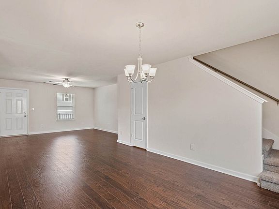 5th image of 201 Renwick Dr