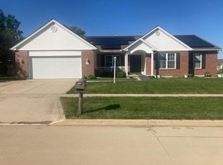 4102 Pebblebrook Ln, Champaign, IL 61822