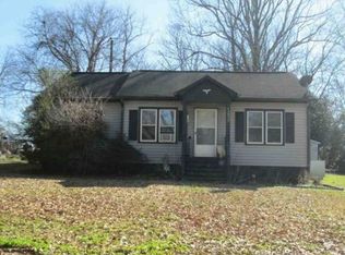 102 McArthur St, Gaffney, SC 29340