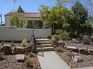 1206 Las Lomas Rd NE, Albuquerque, NM 87106