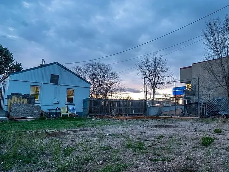 645 S Federal Blvd — Photo 13