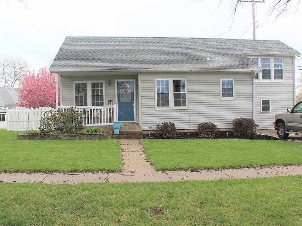 1st image of 1016 22nd St