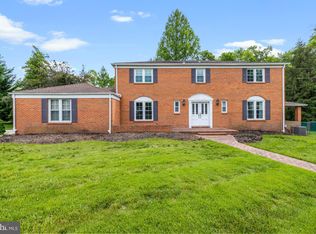 1 Carriage Way, Cinnaminson, NJ 08077