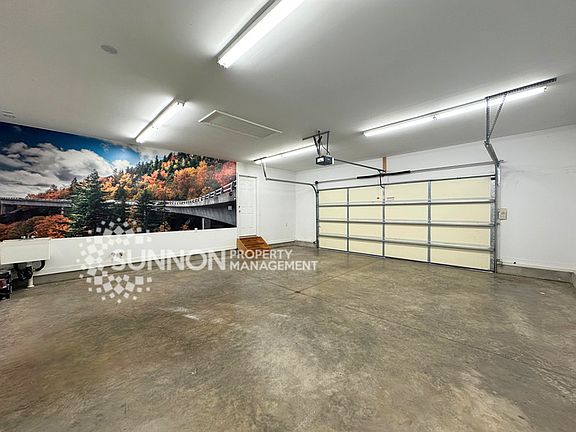 4th image of 3573 Still Knoll Ln