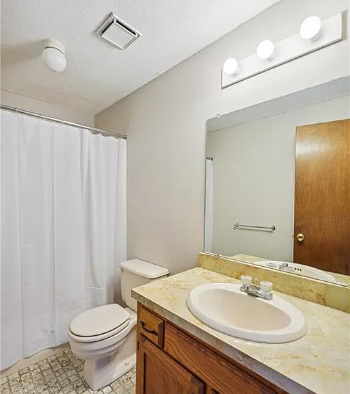 17 Oak Forest Dr #2 — Photo 25