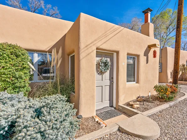 115 W Santa Fe Ave APT I, Santa Fe, NM 87505