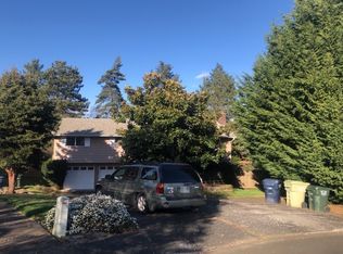 19085 Brooklawn Pl, Beaverton, OR 97003