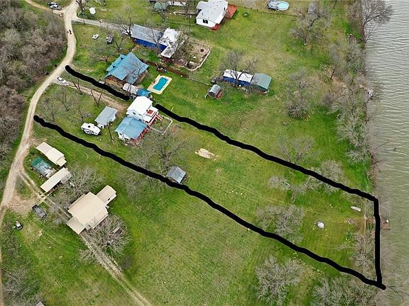 2nd image of 870 County Road 430