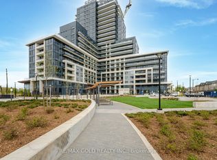 3220 William Coltson Ave E #817, Oakville, ON L6H 7X9