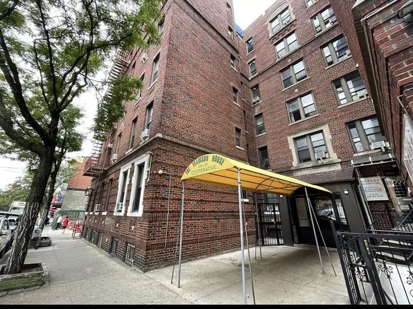 13639 41st Ave APT 5D, Flushing, NY 11355