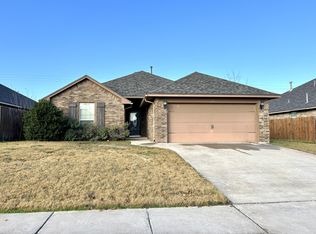 2407 SW Edinburough Dr, Lawton, OK 73505