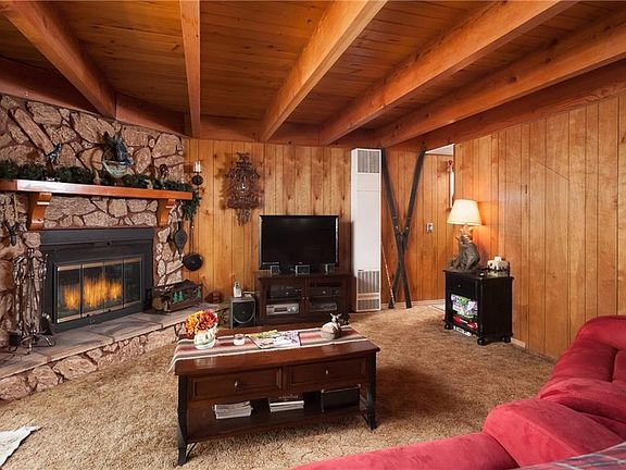 5th image of 742 Holmes Ln