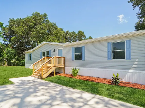 29417 Kelly Dr, Zephyrhills, FL 33544